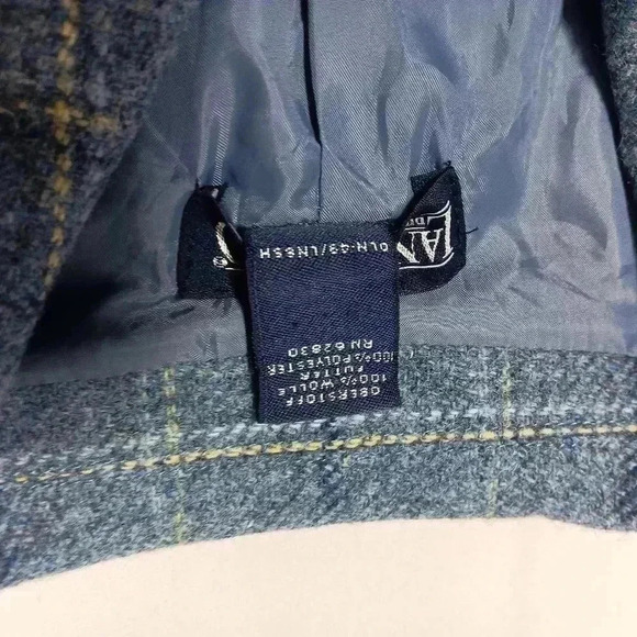 Lands End 💯 Wool ladies Blue plaid Blazer. Size 16 - Picture 9 of 9